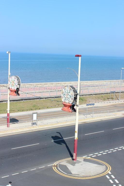 科尔温酒店 - 近愉悦海滩 黑潭 客房 照片